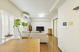 エムズシティ一宮グランステージ 4LDKのリビング/ダイニング