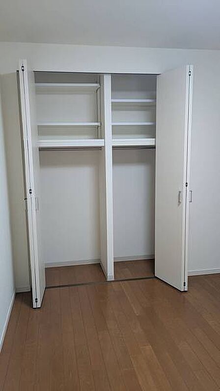 フリールームクローゼット