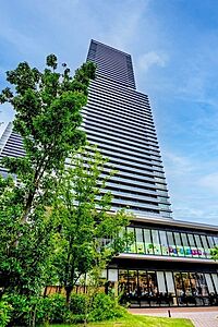 外観:地上51階建のタワーマンション。JR大阪環状線「大阪」駅徒歩14分。うめきたエリアが徒歩圏内です。【現地外観写真】 外観:地上51階建のタワーマンション。JR大阪環状線「大阪」駅徒歩14分。うめきたエリアが徒歩圏内です。【現地外観写真】
