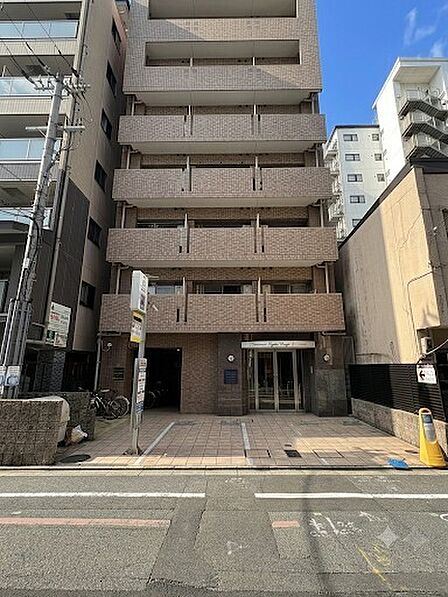 四条烏丸駅徒歩圏。買物施設や飲食店が充実した利便性の高い住環境です。