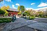 周辺： 根津神社 260m