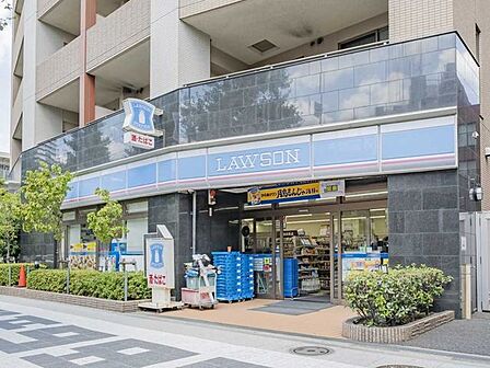ローソン　代々木西参道店 190m