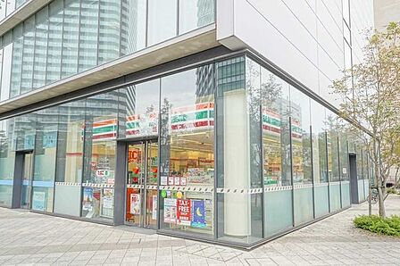 セブンイレブン　晴海3丁目店 380m