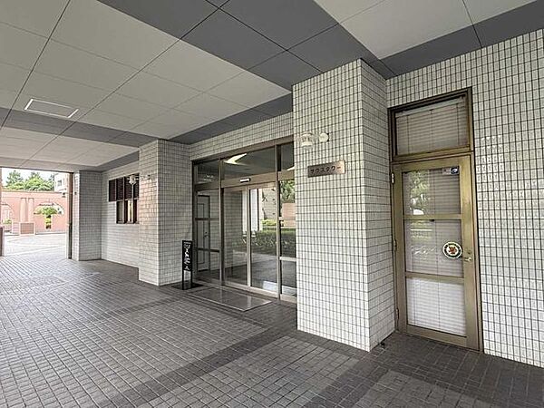 エントランスを拡大表示