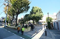 文京区立千石公園 410m