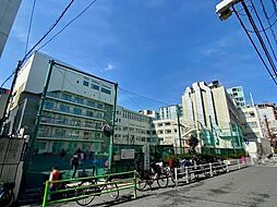 中央区立久松小学校 617m
