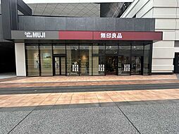 無印良品 東京有明 200m