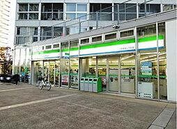 ファミリーマート江東東雲一丁目店 100m
