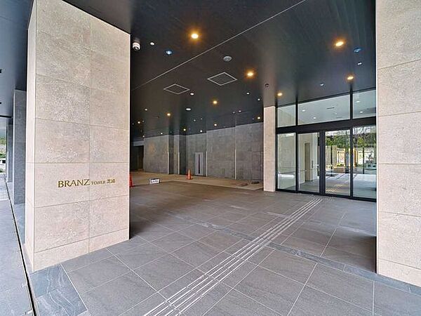 エントランスを拡大表示