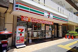 セブンイレブン中目黒店 30m