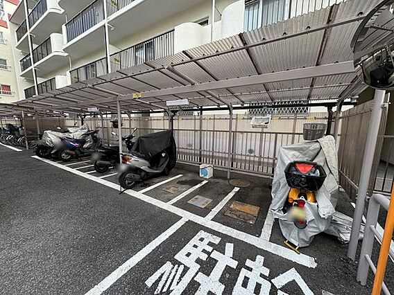 バイク置場