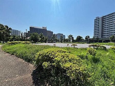 潮見一丁目遊園 700m