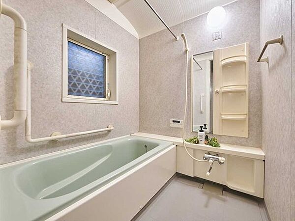 浴室を拡大表示