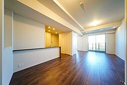 プラウドタワー平井 4LDKのリビング/ダイニング