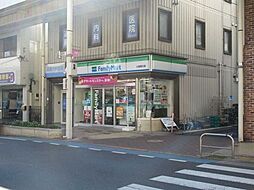ファミリーマート小岩駅前店 320m
