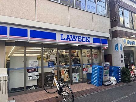 ローソン荏原中延前店 370m