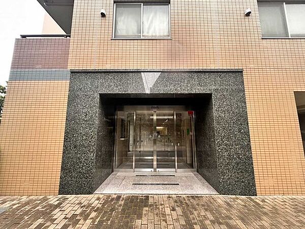 エントランスを拡大表示