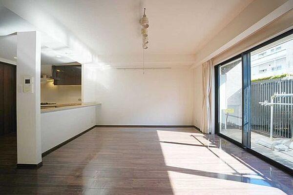 室内を拡大表示