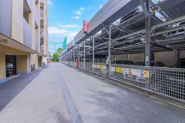 駐車場を拡大表示