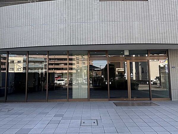 エントランスを拡大表示