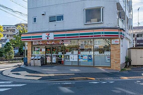 セブンイレブン...