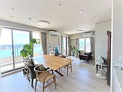 プレミスト昭島モリパークレジデンス 4LDKのリビング/ダイニング