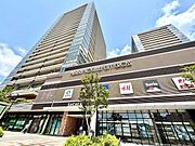左側の棟です