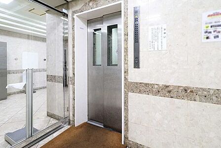 エレベーターホール