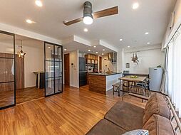 レーベン川崎小田一丁目 2SLDKの室内