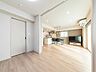 室内：右：LDK