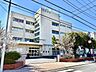 周辺：日吉台中学校 800m