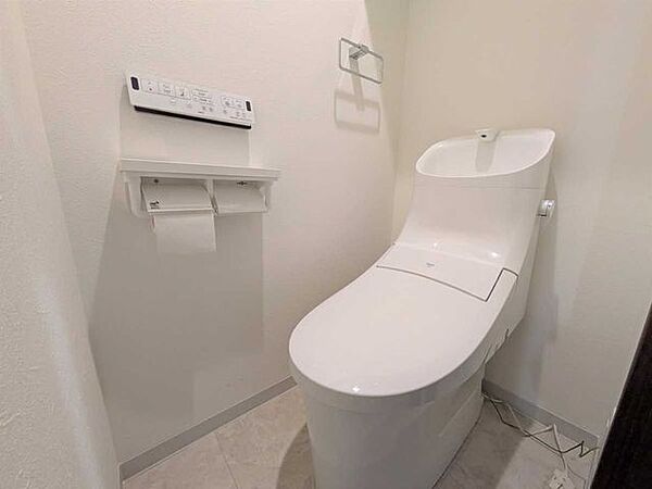 トイレを拡大表示