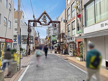  モトスミ・ブレーメン通り商店街 320m