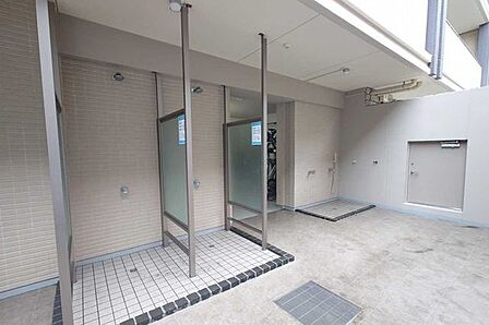シャワーブース