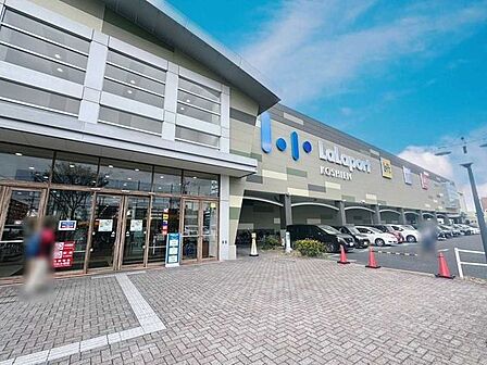 ららぽーと甲子園 700m