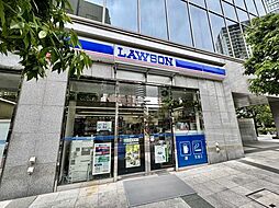 ローソン白金高輪駅前店 170m