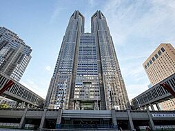東京都庁 800m
