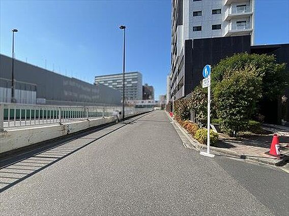 前面道路　20...