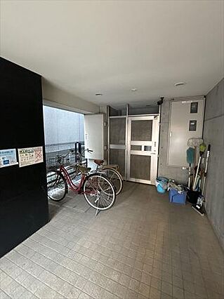 駐輪場・マンシ...