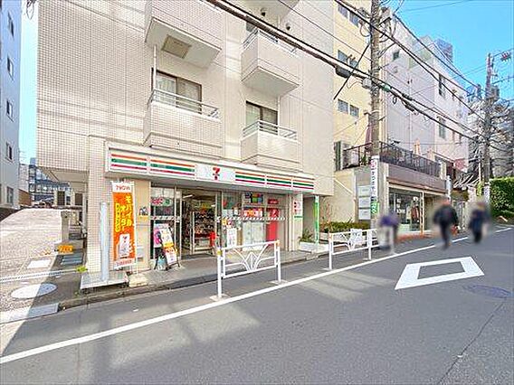 セブンイレブン...