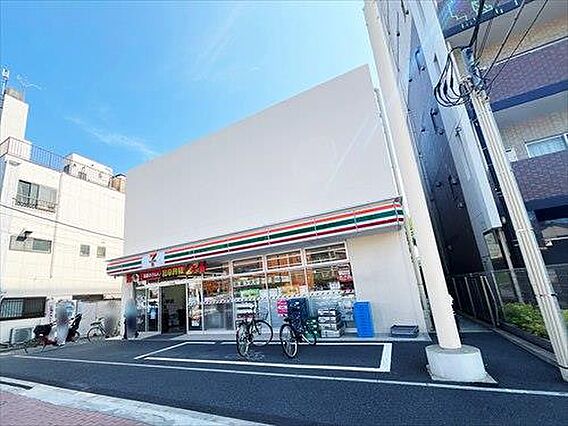 セブンイレブン...