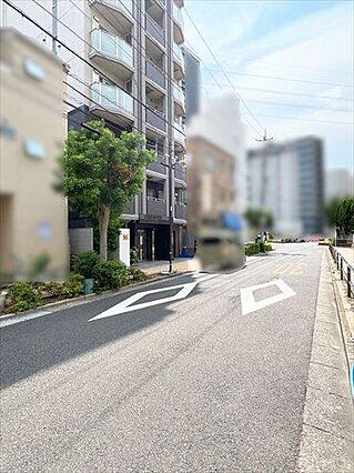 現地前道路