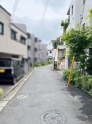 現地前道路