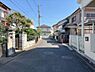 その他：前面道路（物件：左手）