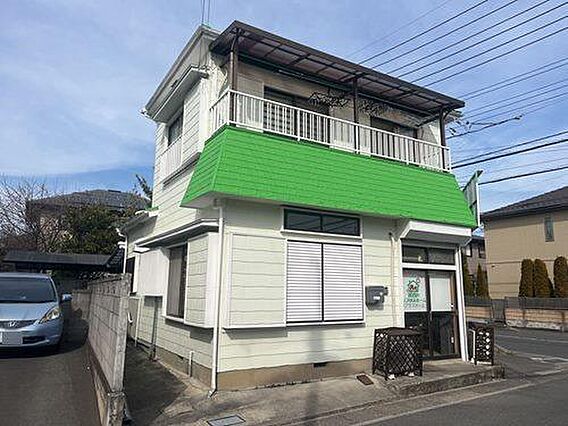 南西側より撮影...