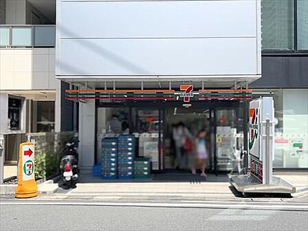 セブンイレブン大宮駅桜木1丁目店230m