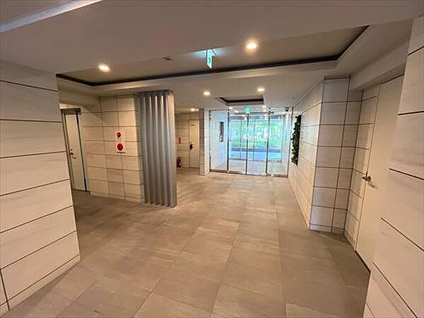 プレシス浦和常盤ヴィアラ