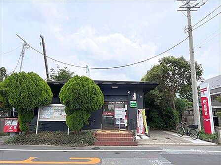 練馬上石神井北郵便局-180m