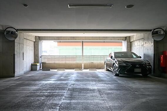 敷地内駐車場