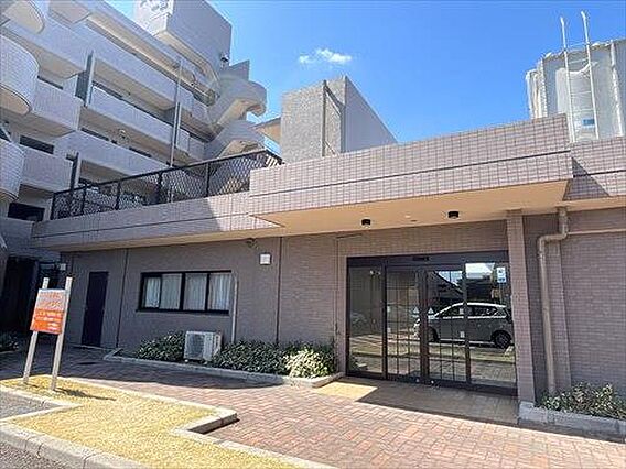 マンション出入...
